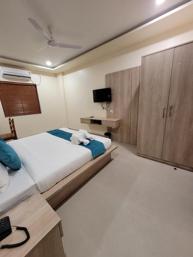 Hotel Ananda Kashi 瓦拉纳西 外观 照片