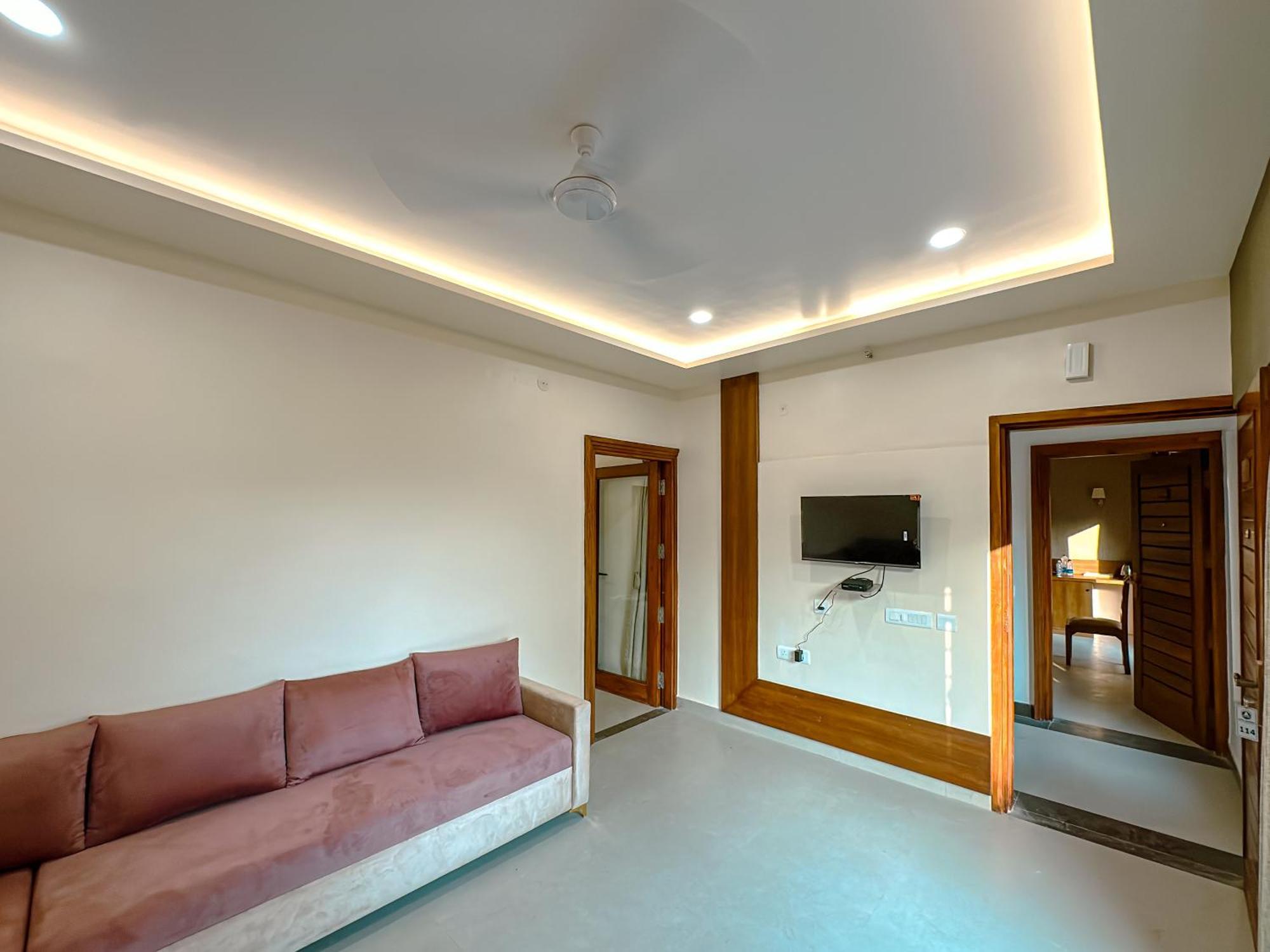 Hotel Ananda Kashi 瓦拉纳西 外观 照片
