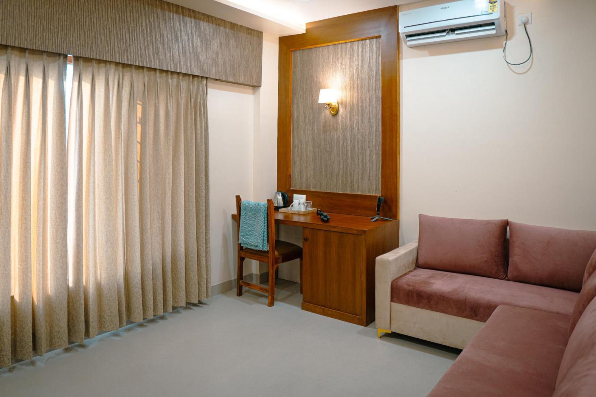 Hotel Ananda Kashi 瓦拉纳西 外观 照片